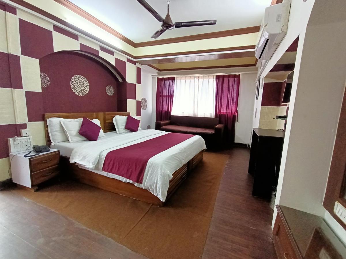 Kalpataru Hometel Bombay Exterior foto