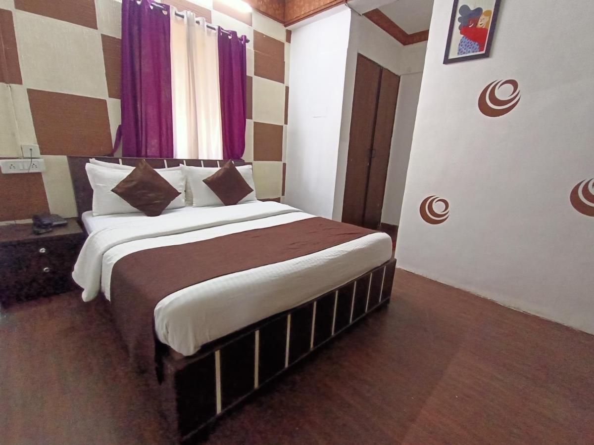 Kalpataru Hometel Bombay Exterior foto