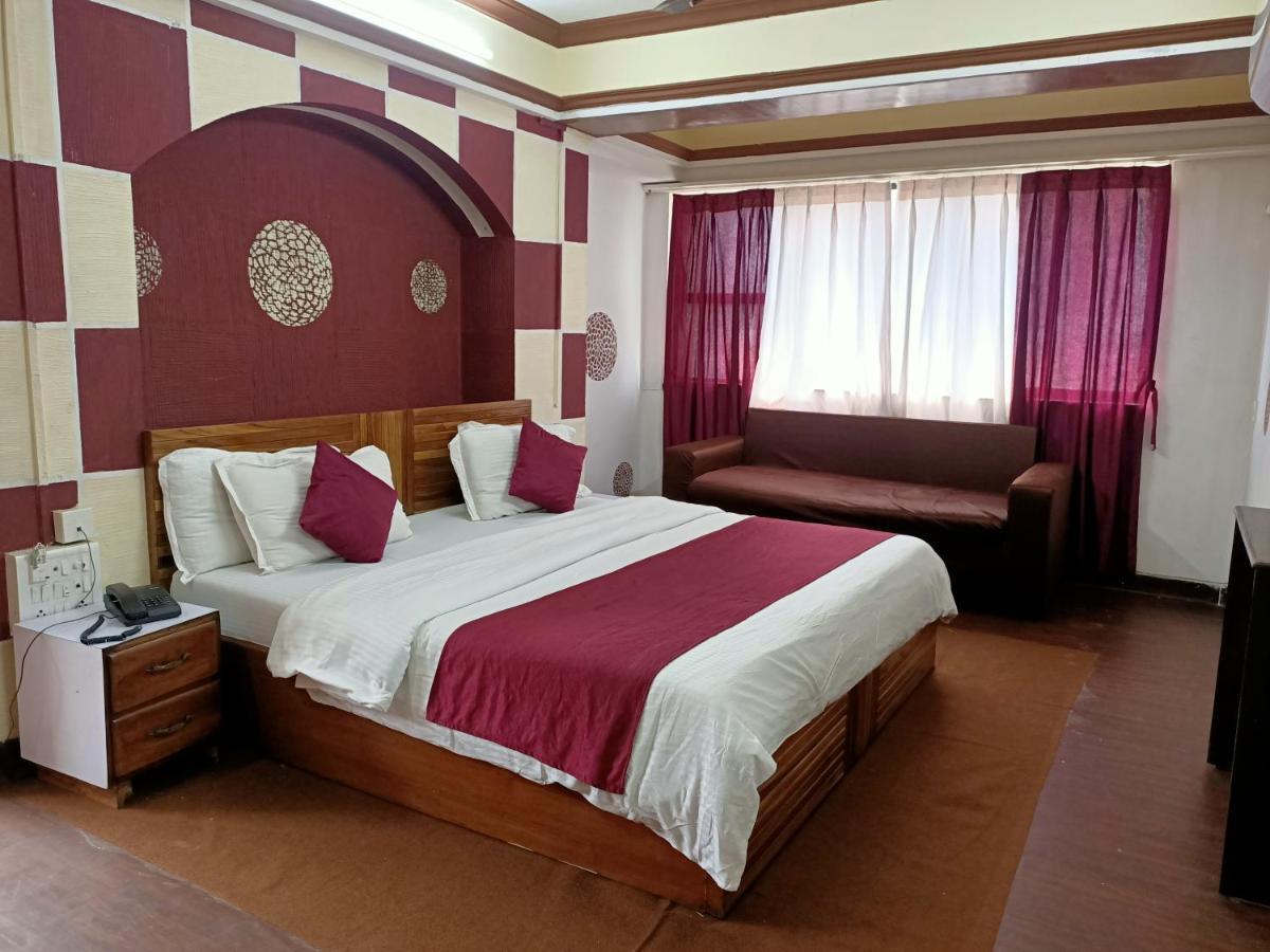 Kalpataru Hometel Bombay Exterior foto